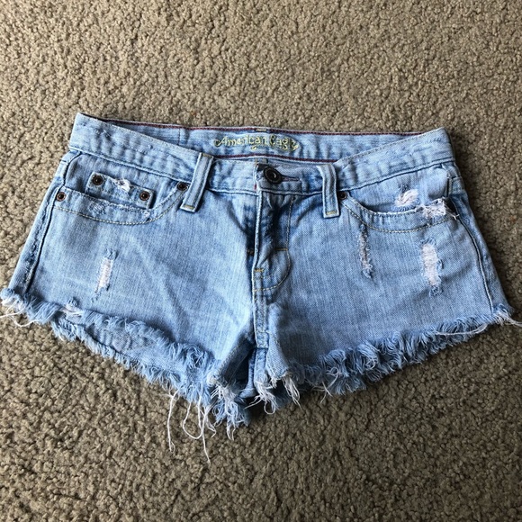 American Eagle Outfitters Pants - American Eagle short shorts❤️